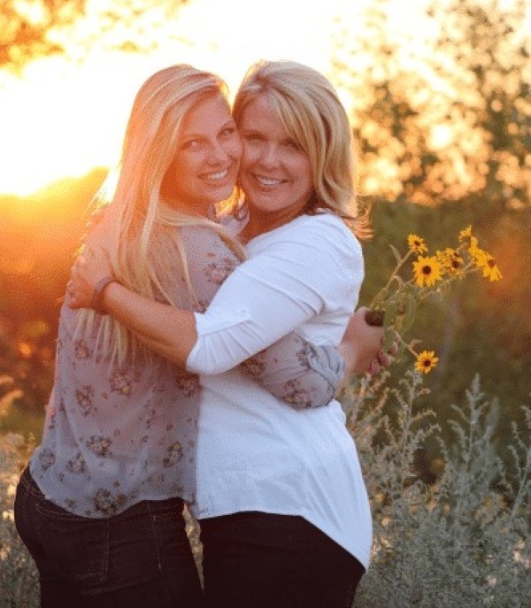 Angela Kennecke (right) and her daughter, Emily.