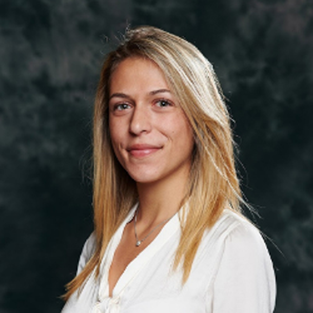 Laura Vargas is dedicated to creating connections between English- and Spanish-speaking communities. 